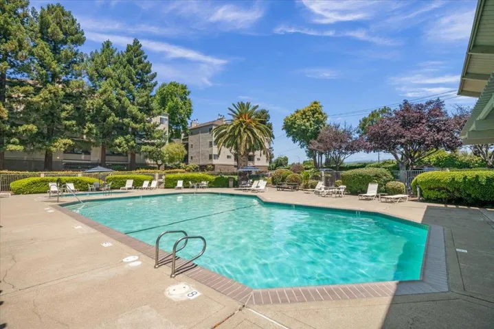 1280 Stanhope Lane 338, Hayward, California 94545