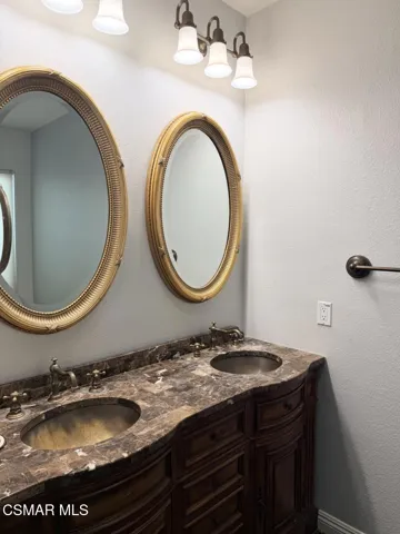 Double Sinks