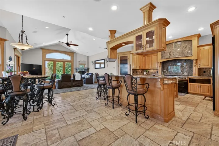 25 Horizon Point Court, Chico, California 95928