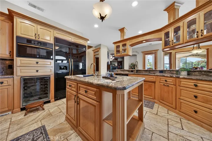 25 Horizon Point Court, Chico, California 95928