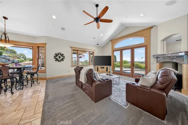 25 Horizon Point Court, Chico, California 95928