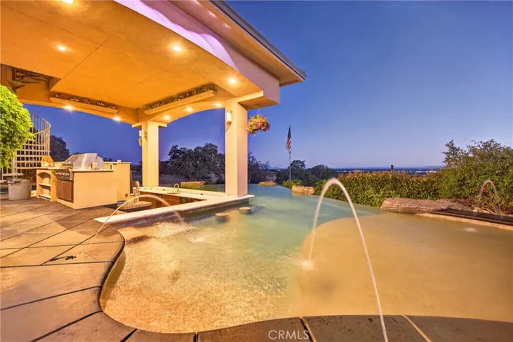 25 Horizon Point Court, Chico, California 95928