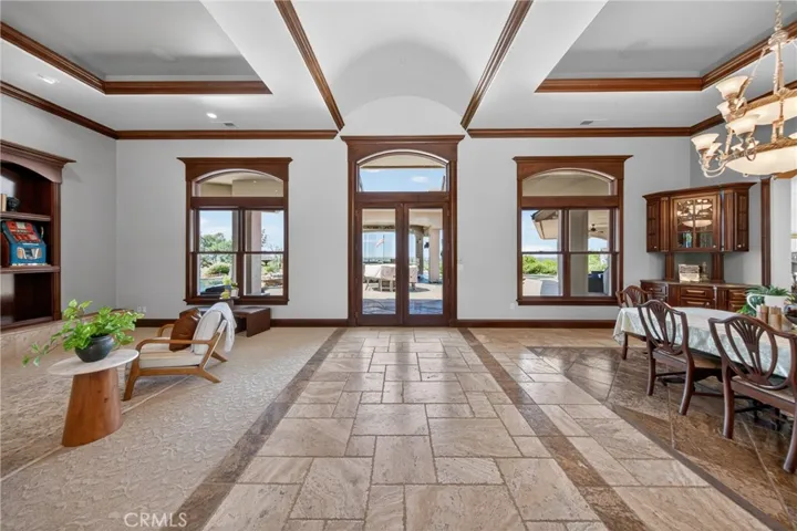 25 Horizon Point Court, Chico, California 95928