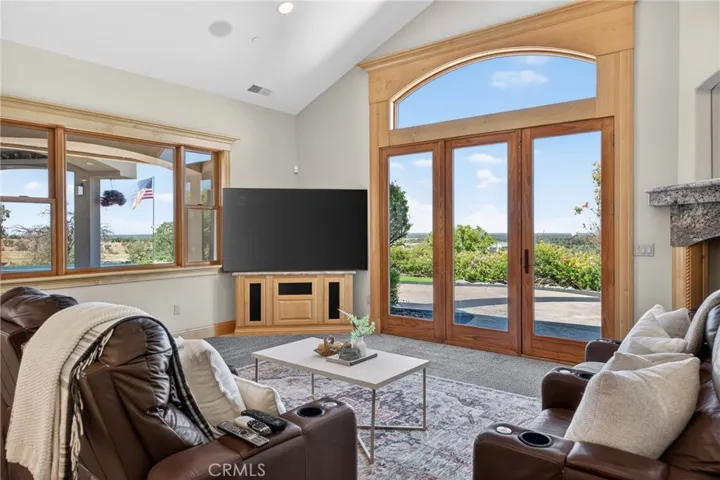 25 Horizon Point Court, Chico, California 95928