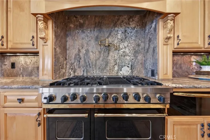 25 Horizon Point Court, Chico, California 95928