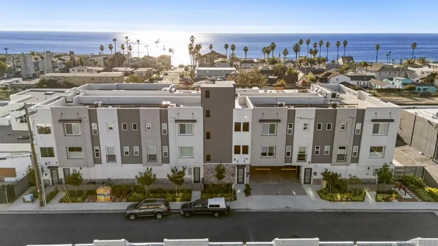 1105 S Cleveland 206, Oceanside, California 92054