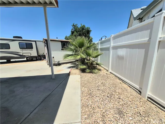Vinyl Fencing
