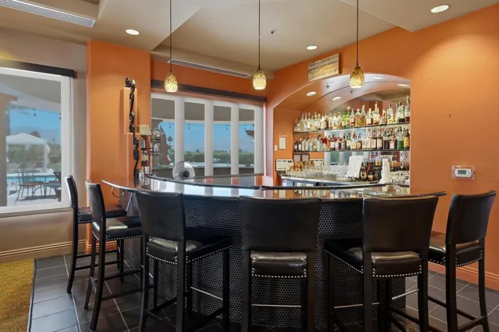 Clubhouse Bar
