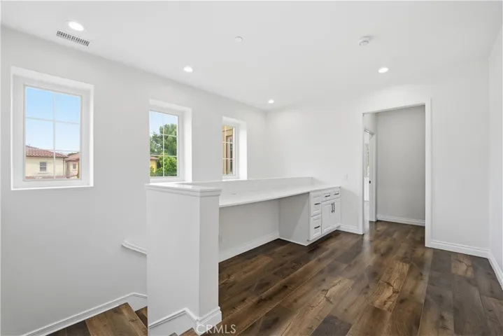 64 Maple Ash, Irvine, California 92620