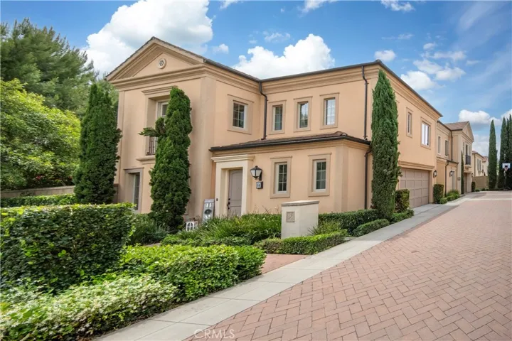 64 Maple Ash, Irvine, California 92620