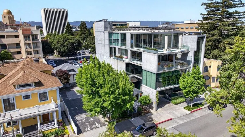 640 Waverley Street, Palo Alto, California 94301