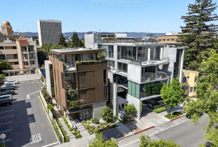 640 Waverley Street, Palo Alto, California 94301