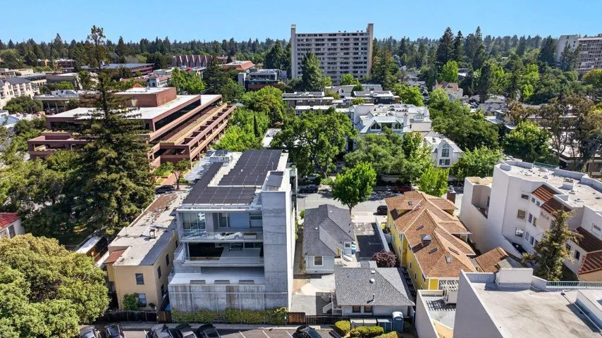 640 Waverley Street, Palo Alto, California 94301