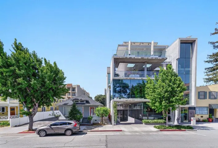 640 Waverley Street, Palo Alto, California 94301