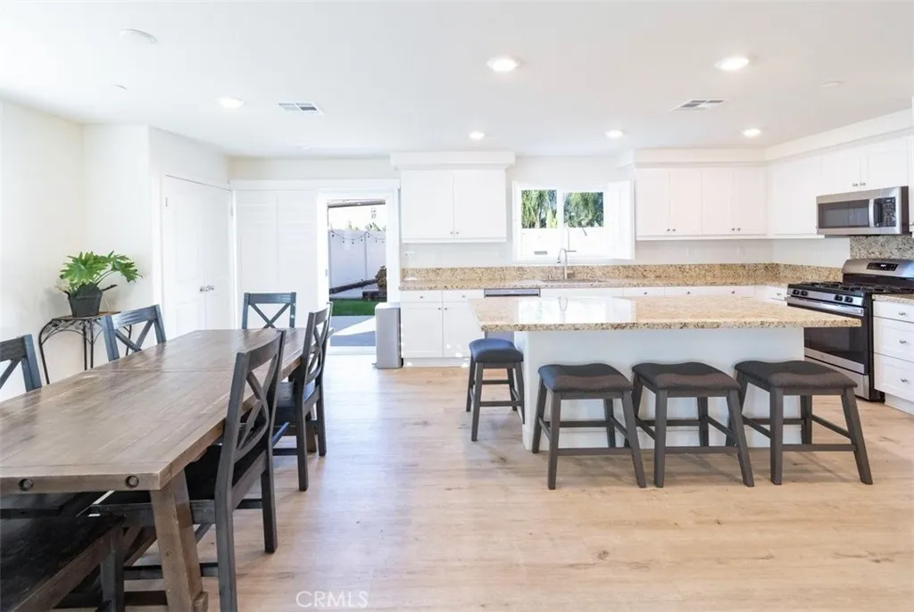 Dining area towards kitchen