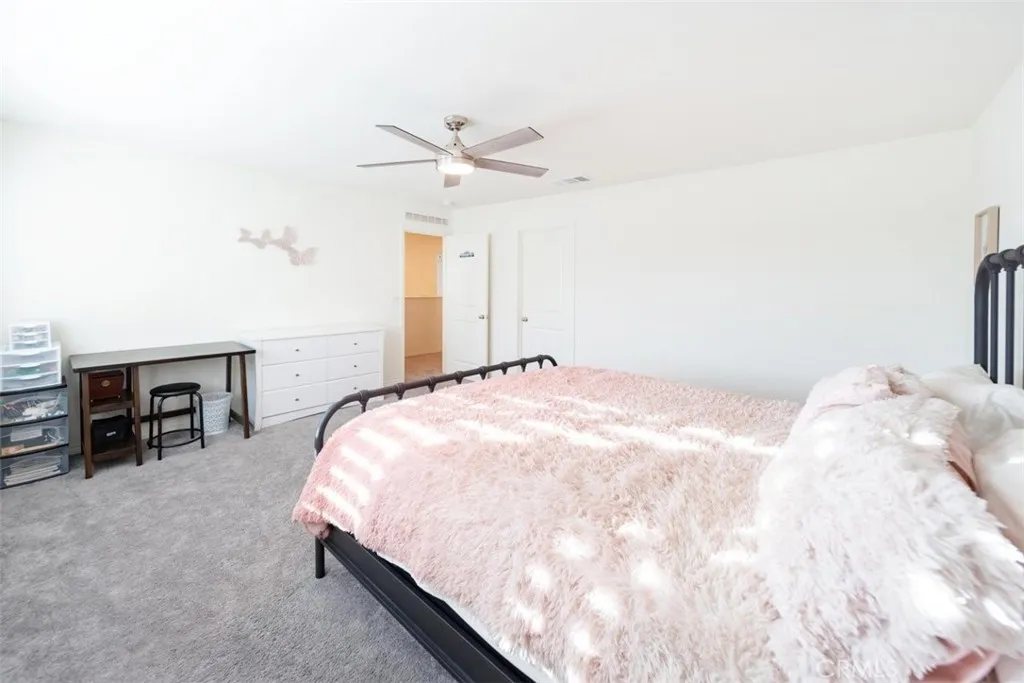 Ceiling fan