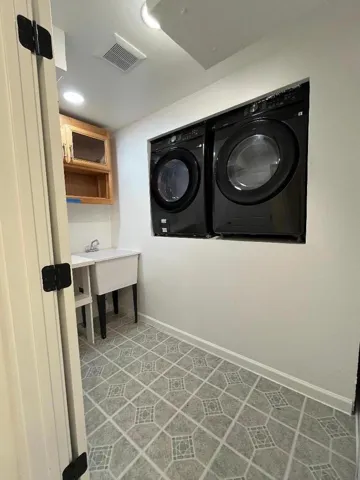 1068 Central, Hayward, California 94542