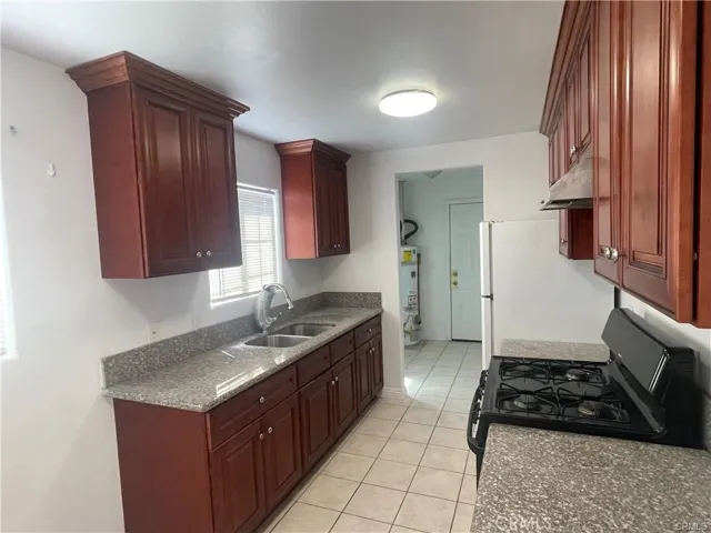20365 Broken Bow, Apple Valley, California 92307