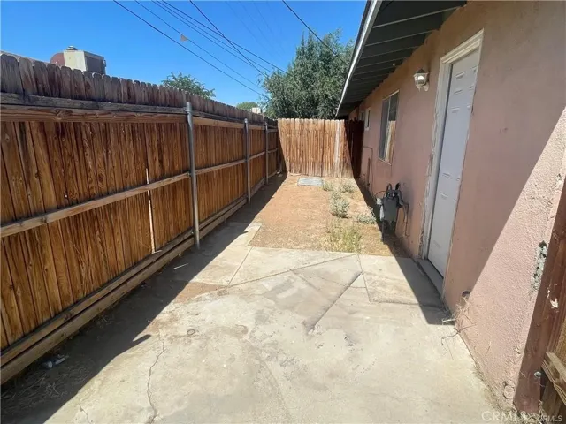 20365 Broken Bow, Apple Valley, California 92307