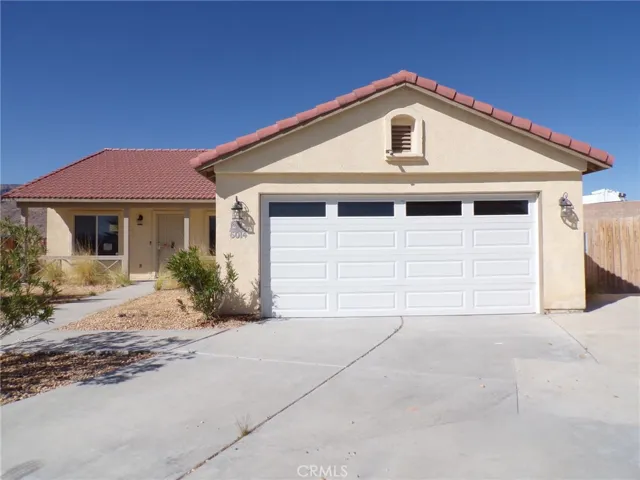 6014 Regino, 29 Palms, California 92277