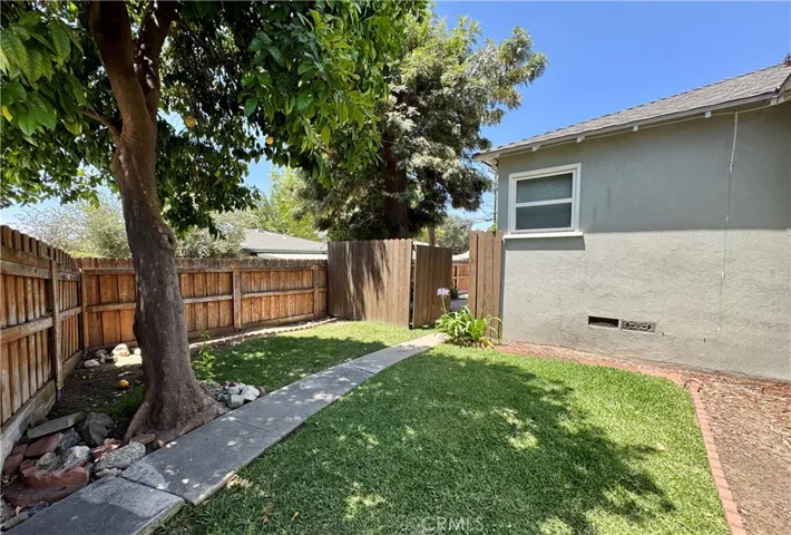 240 N Shamrock Avenue, Monrovia, California 91016