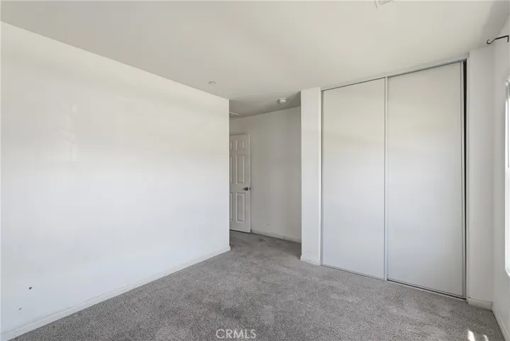 570 Farmstead, Hemet, California 92543