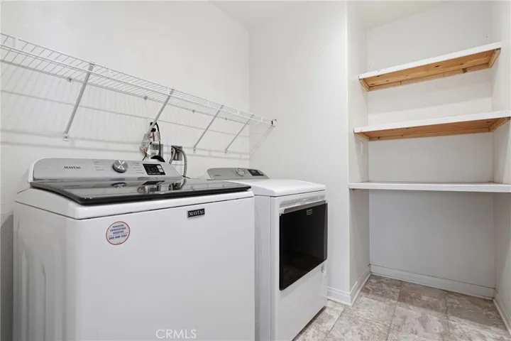 570 Farmstead, Hemet, California 92543
