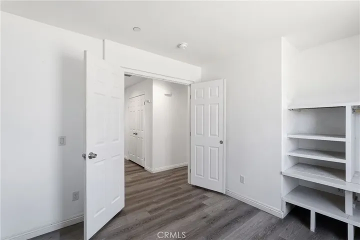 570 Farmstead, Hemet, California 92543