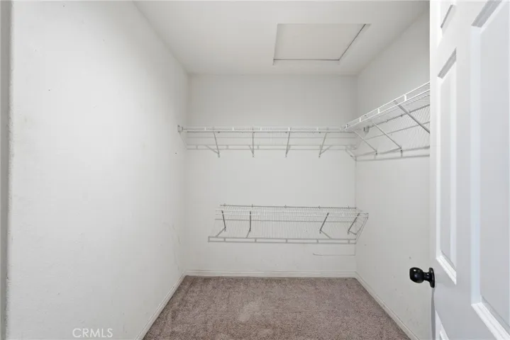 570 Farmstead, Hemet, California 92543