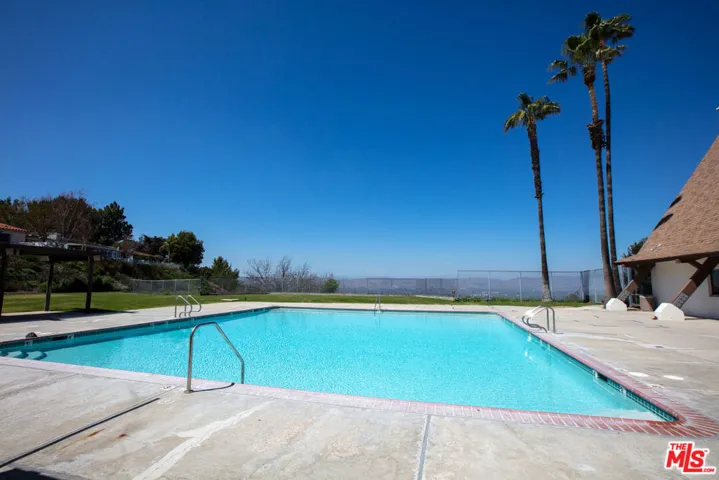 163 Apache, Topanga, California 90290 — photo 5