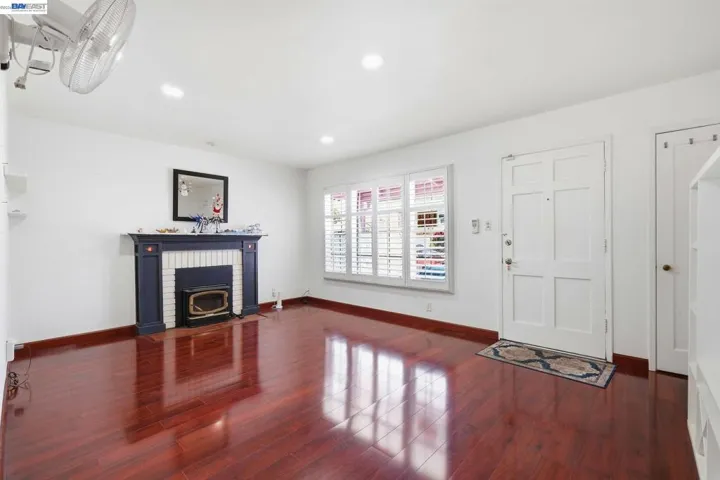 2043 Reynolds St, San Leandro, California 94577