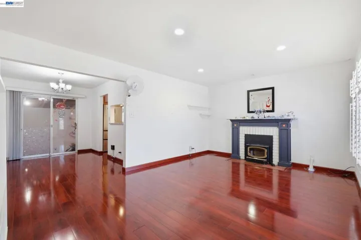 2043 Reynolds St, San Leandro, California 94577