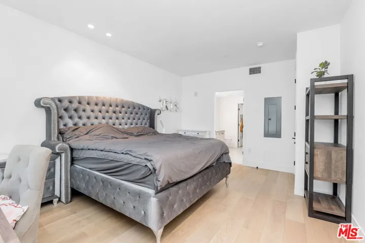 10777 Wilshire Boulevard 603, Los Angeles, California 90024
