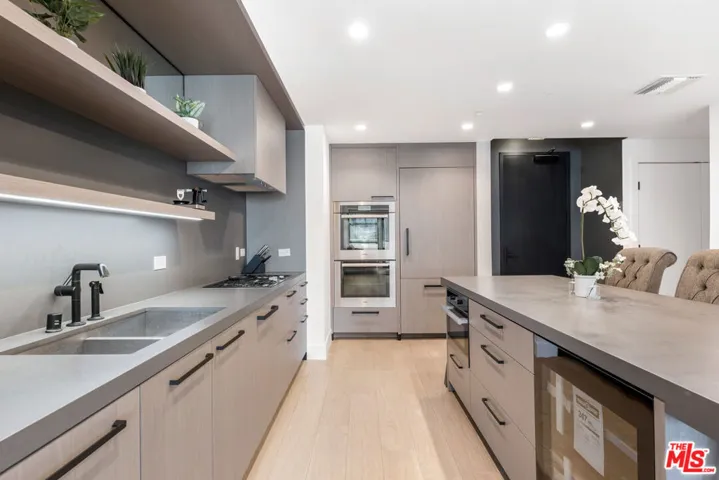 10777 Wilshire Boulevard 603, Los Angeles, California 90024