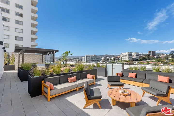 10777 Wilshire Boulevard 603, Los Angeles, California 90024