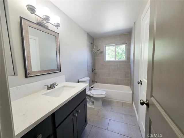 6624 Gross, West Hills, California 91307