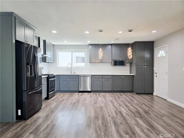 6624 Gross, West Hills, California 91307