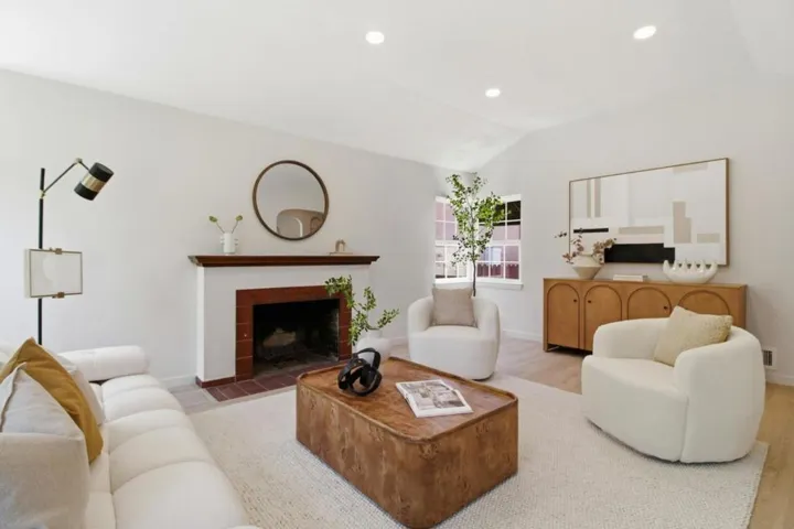 1114 Palm Avenue, San Mateo, California 94401