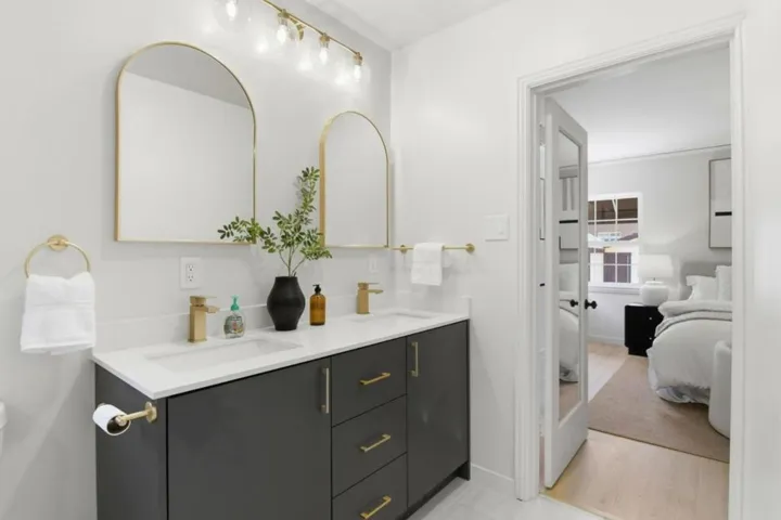 1114 Palm Avenue, San Mateo, California 94401
