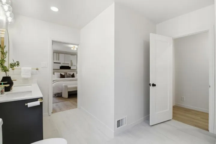 1114 Palm Avenue, San Mateo, California 94401