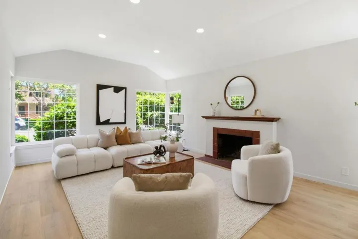 1114 Palm Avenue, San Mateo, California 94401