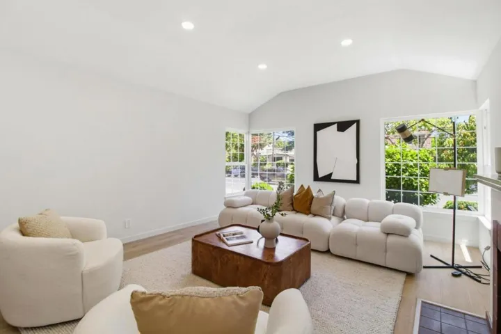 1114 Palm Avenue, San Mateo, California 94401