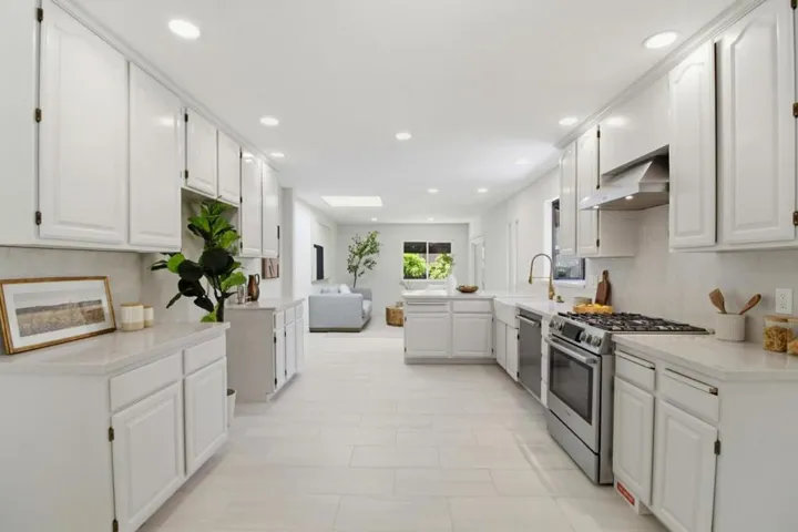 1114 Palm Avenue, San Mateo, California 94401