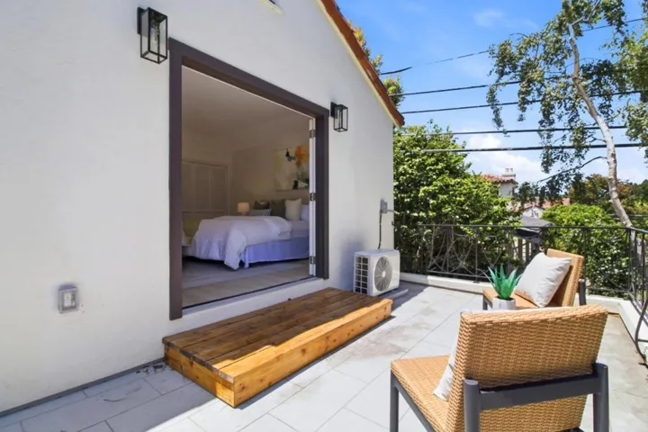 1114 Palm Avenue, San Mateo, California 94401