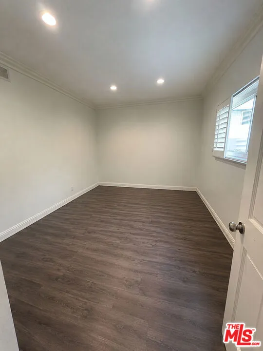 Den/Office (3rd Bedroom)