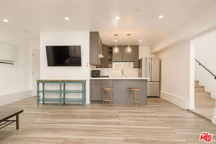 1174 Coldwater Canyon Drive, Beverly Hills, California 90210