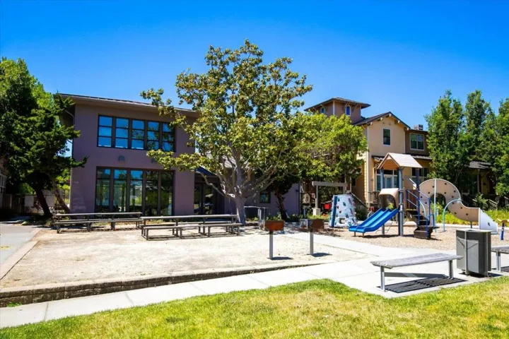 4245 Rickeys Way D, Palo Alto, California 94306