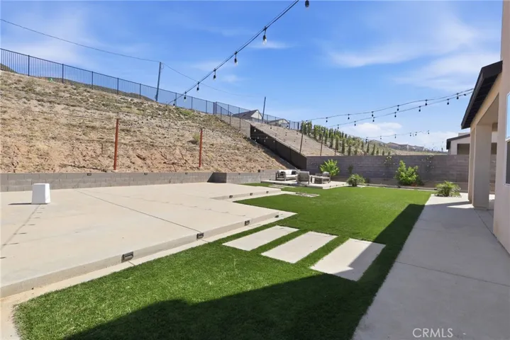 15890 Butterfly Drive, Fontana, California 92336