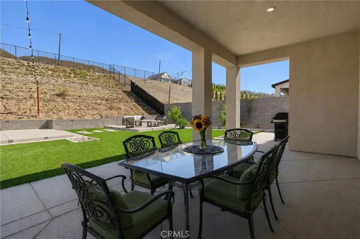 15890 Butterfly Drive, Fontana, California 92336