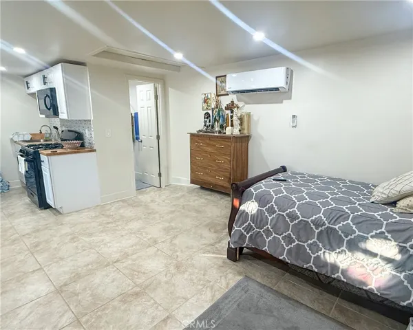3479 Hoover Street, Riverside, California 92504